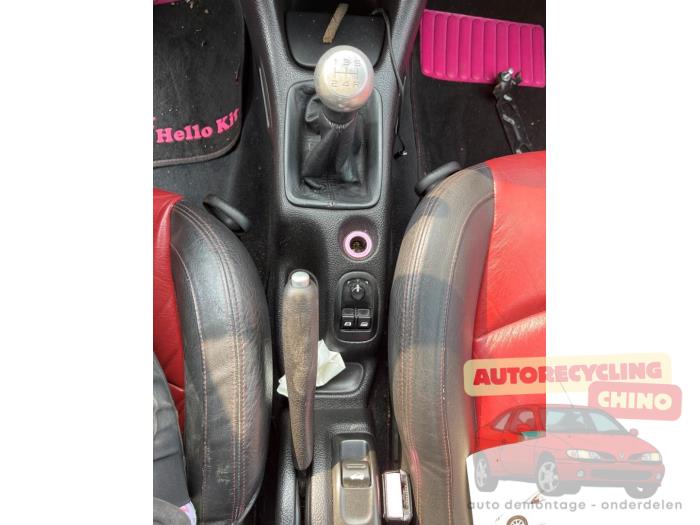 Peugeot 206 CC 2.0 16V Sloopvoertuig (2004, Zwart)