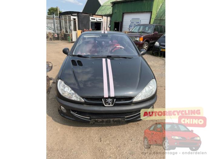 Peugeot 206 CC 2.0 16V Sloopvoertuig (2004, Zwart)