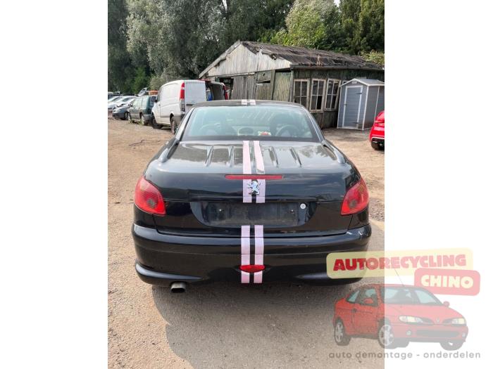 Peugeot 206 CC 2.0 16V Sloopvoertuig (2004, Zwart)