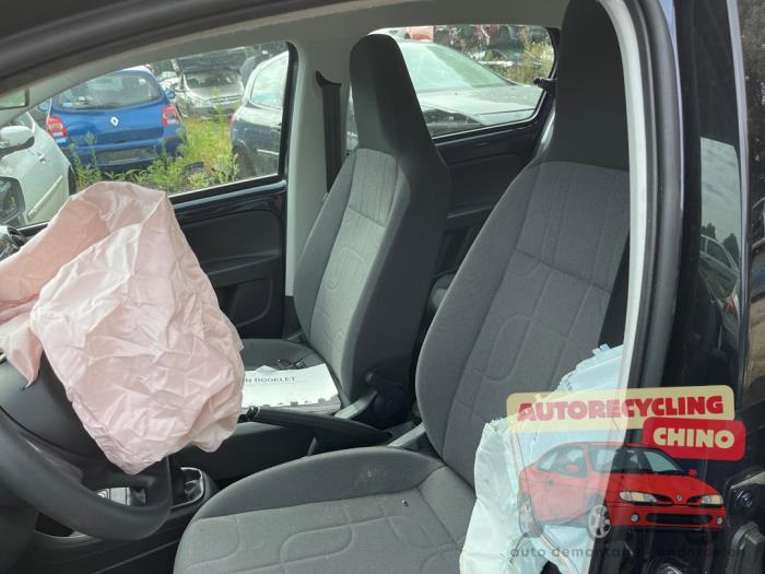 Volkswagen Up! 1.0 12V 60 Sloopvoertuig (2013, Donker, Blauw)