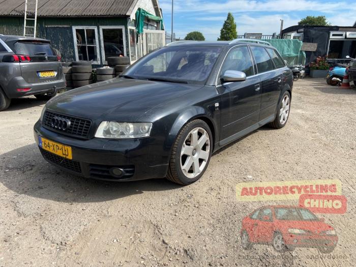 Audi S4 Avant S4 4.2 V8 40V Occasion (2004, Zwart)