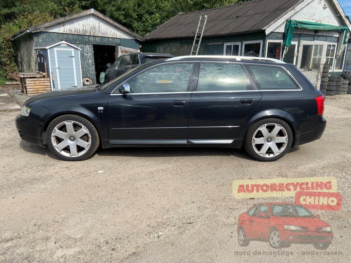Audi S4 Avant S4 4.2 V8 40V Occasion (2004, Zwart)