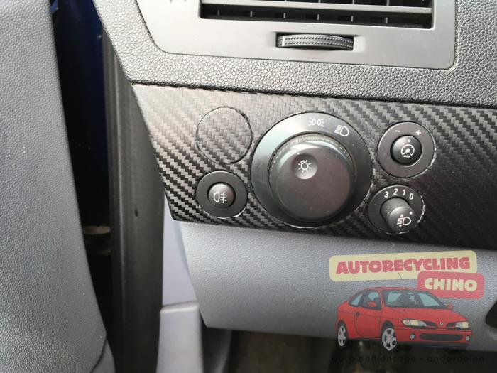 Opel Astra H 1.6 16V Twinport Sloopvoertuig (2004, Blauw)