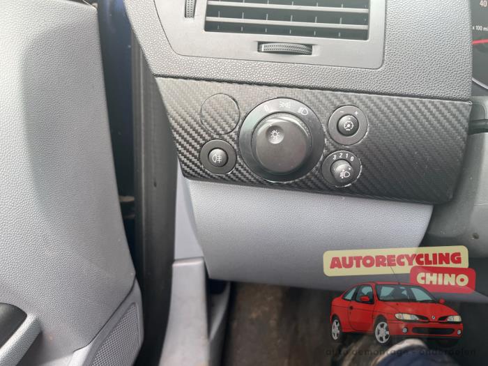 Opel Astra H 1.6 16V Twinport Sloopvoertuig (2004, Blauw)