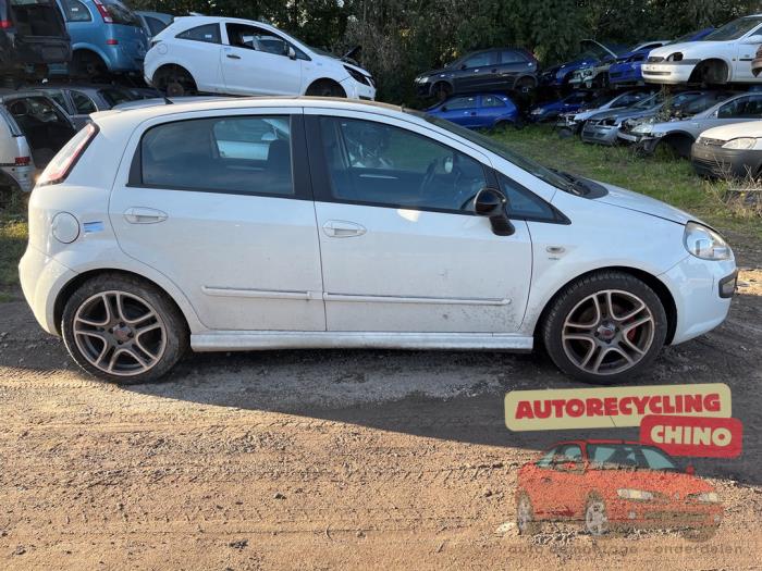 Fiat Punto Evo 1.4 T-Jet 16V Esse Esse Sloopvoertuig (2011, Wit)