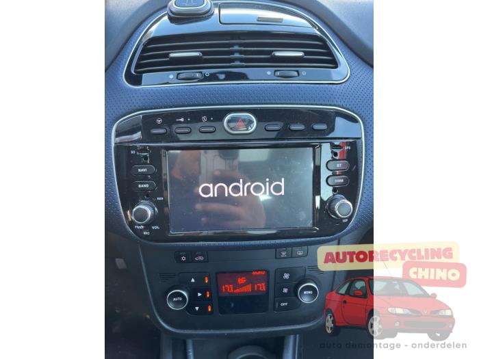 Fiat Punto Evo 1.4 T-Jet 16V Esse Esse Sloopvoertuig (2011, Wit)