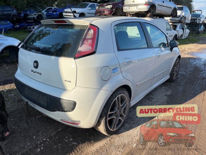 Fiat Punto Evo 1.4 T-Jet 16V Esse Esse Sloopvoertuig (2011, Wit)