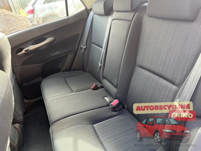 Toyota Auris 2.0 D-4D-F 16V Sloopvoertuig (2009, Grijs)