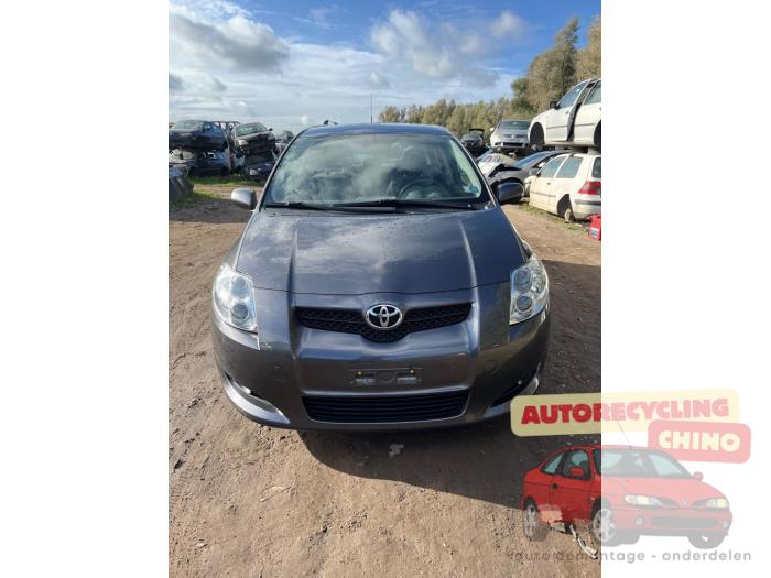 Toyota Auris 2.0 D-4D-F 16V Sloopvoertuig (2009, Grijs)