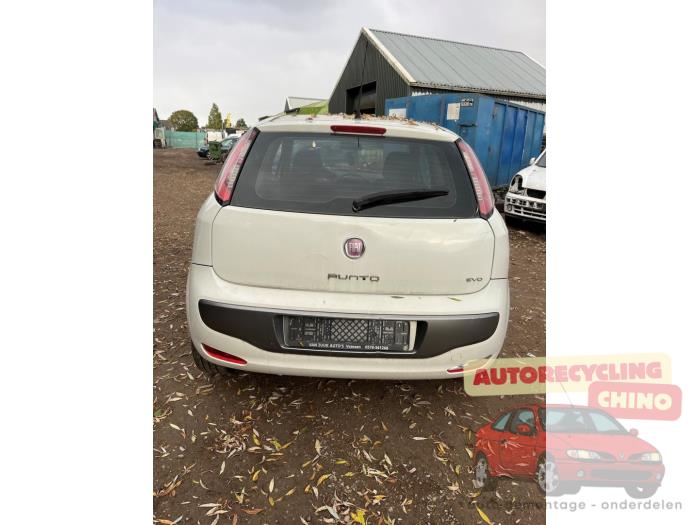 Fiat Punto Evo 1.4 Sloopvoertuig (2010, Wit)