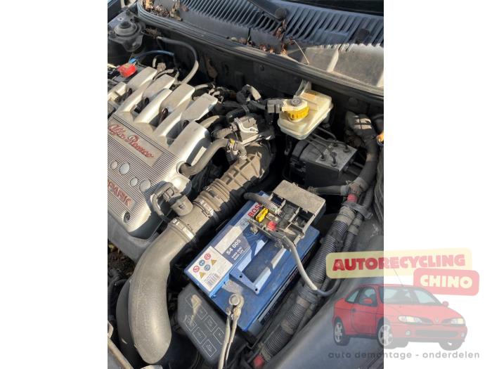Alfa Romeo 156 1.8 Twin Spark 16V Sloopvoertuig (2002, Zwart)