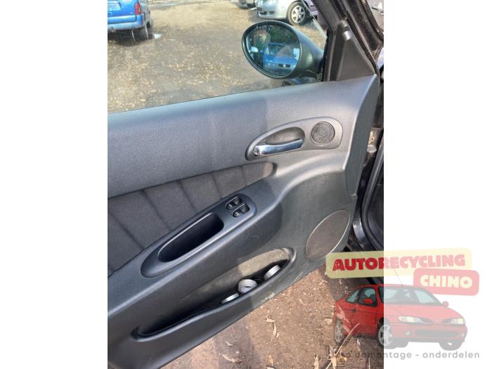 Alfa Romeo 156 1.8 Twin Spark 16V Sloopvoertuig (2002, Zwart)