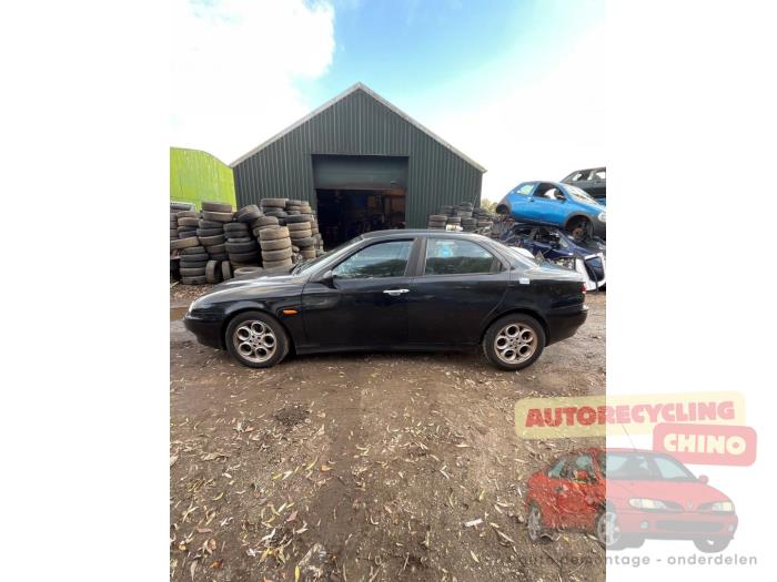 Alfa Romeo 156 1.8 Twin Spark 16V Sloopvoertuig (2002, Zwart)