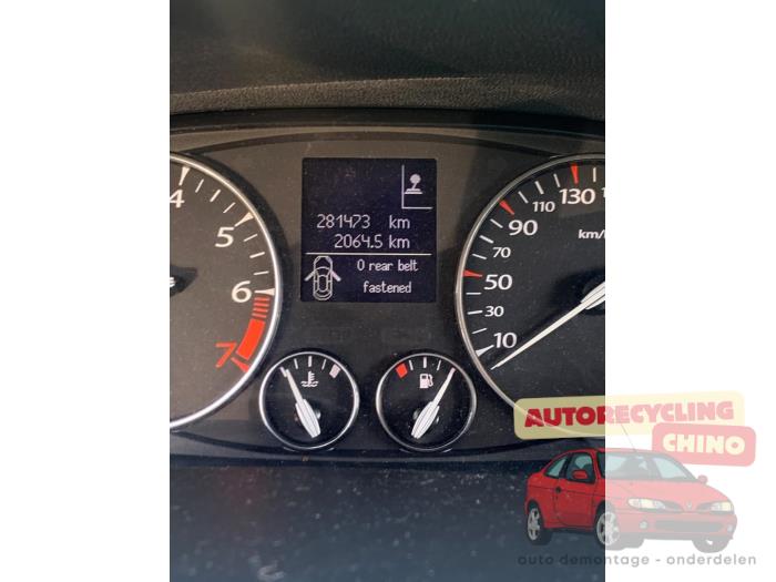 Renault Laguna III Estate 2.0 16V Sloopvoertuig (2008, Zwart)