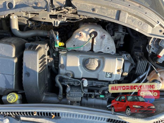 Peugeot 207/207+ 1.4 Sloopvoertuig (2007, Zwart)