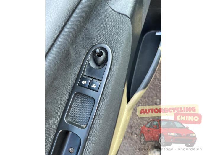 Peugeot 207/207+ 1.4 Sloopvoertuig (2007, Zwart)