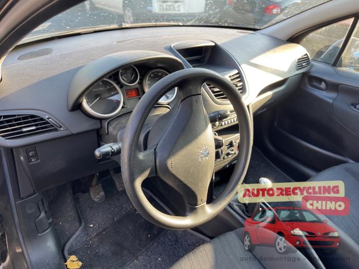 Peugeot 207/207+ 1.4 Sloopvoertuig (2007, Zwart)