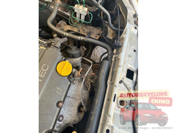 Opel Corsa C 1.2 16V Sloopvoertuig (2002, Grijs)