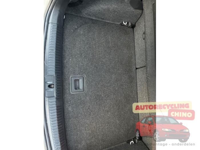 Volkswagen Polo V 1.2 TDI 12V BlueMotion Sloopvoertuig (2011, Wit)