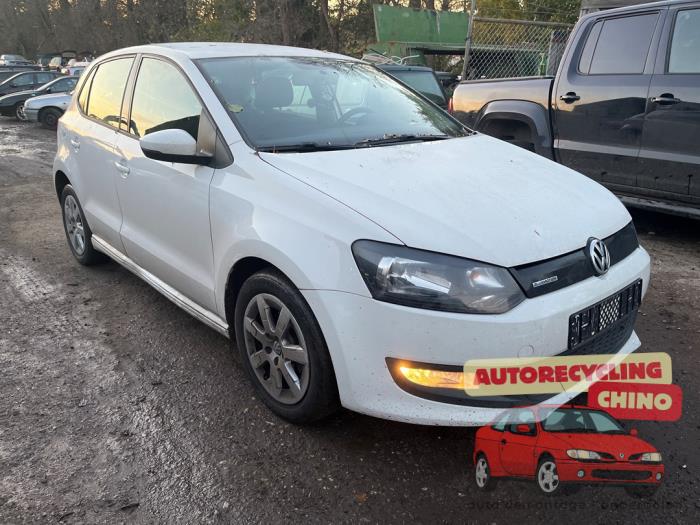 Volkswagen Polo V 1.2 TDI 12V BlueMotion Sloopvoertuig (2011, Wit)