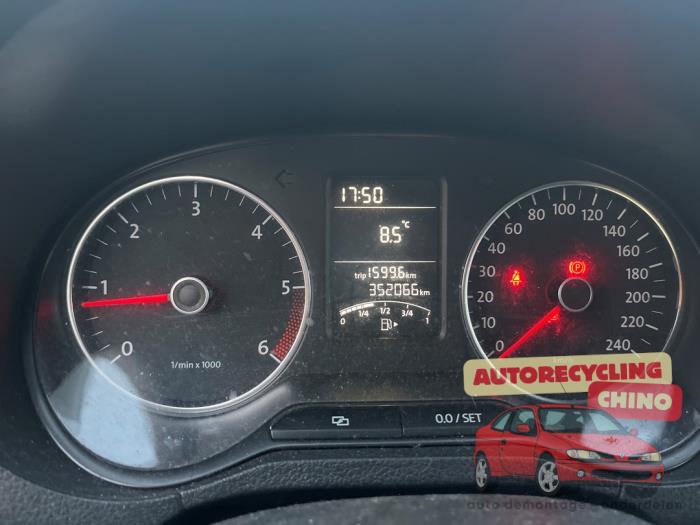 Volkswagen Polo V 1.2 TDI 12V BlueMotion Sloopvoertuig (2011, Wit)