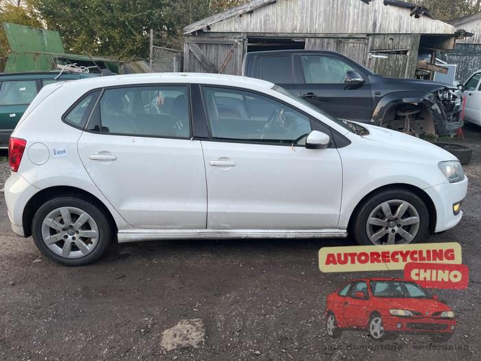 Volkswagen Polo V 1.2 TDI 12V BlueMotion Sloopvoertuig (2011, Wit)