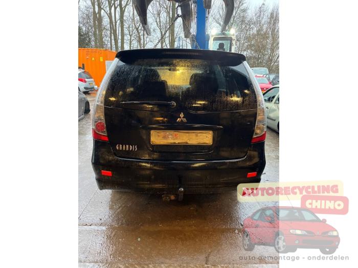 Mitsubishi Grandis 2.4 16V MIVEC Sloopvoertuig (2007, Zwart)