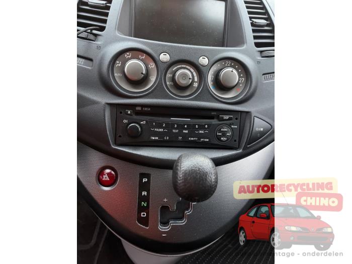 Mitsubishi Grandis 2.4 16V MIVEC Sloopvoertuig (2007, Zwart)