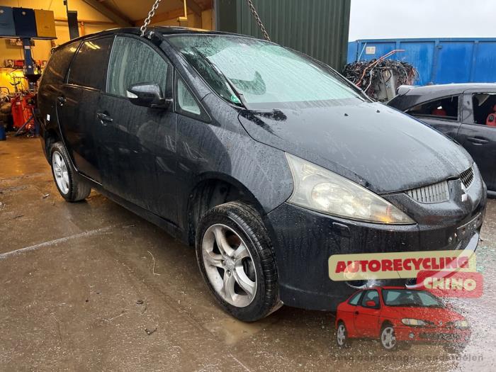 Mitsubishi Grandis 2.4 16V MIVEC Sloopvoertuig (2007, Zwart)