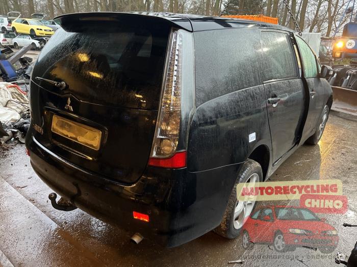 Mitsubishi Grandis 2.4 16V MIVEC Sloopvoertuig (2007, Zwart)