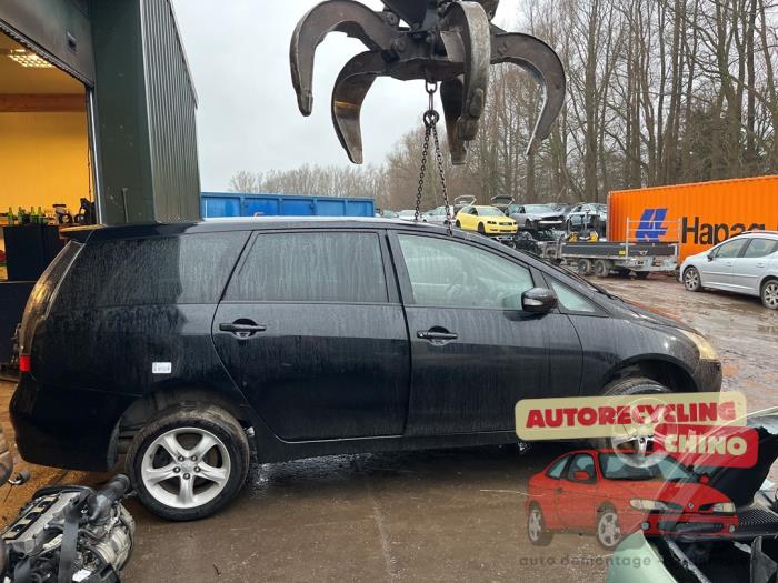Mitsubishi Grandis 2.4 16V MIVEC Sloopvoertuig (2007, Zwart)