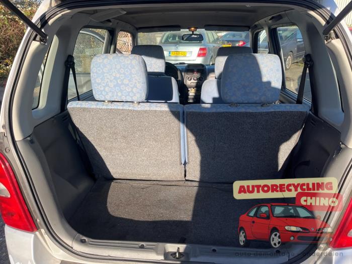 Suzuki Wagon-R+ 1.3 16V Sloopvoertuig (2001, Grijs)