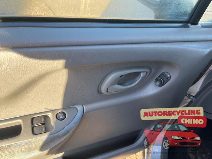 Suzuki Wagon-R+ 1.3 16V Sloopvoertuig (2001, Grijs)