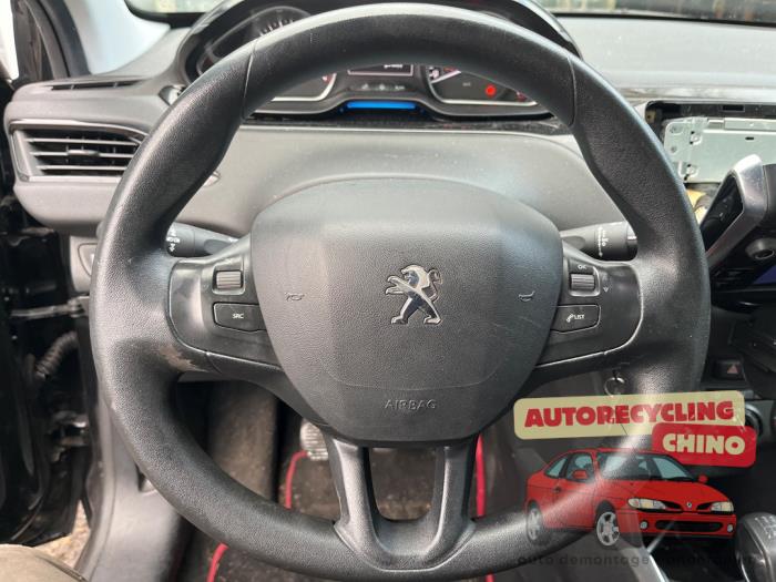 Peugeot 208 I 1.2 Vti 12V PureTech 82 Sloopvoertuig (2012, Zwart)