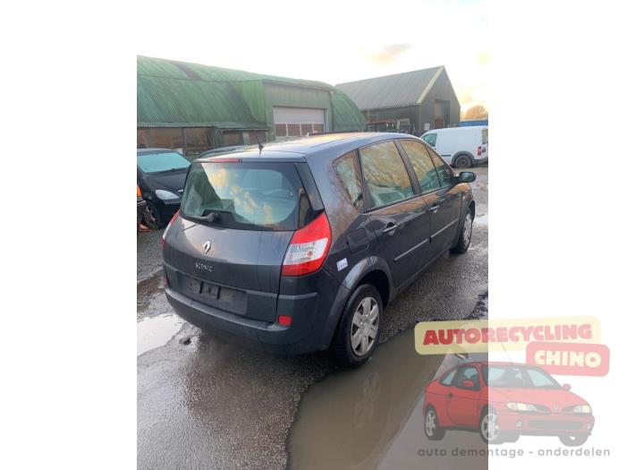 Renault Scénic II 1.6 16V Sloopvoertuig (2006, Grijs)