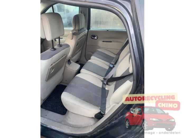 Renault Scénic II 1.6 16V Sloopvoertuig (2006, Grijs)