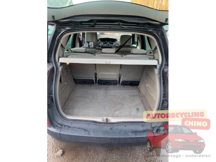 Renault Scénic II 1.6 16V Sloopvoertuig (2006, Grijs)