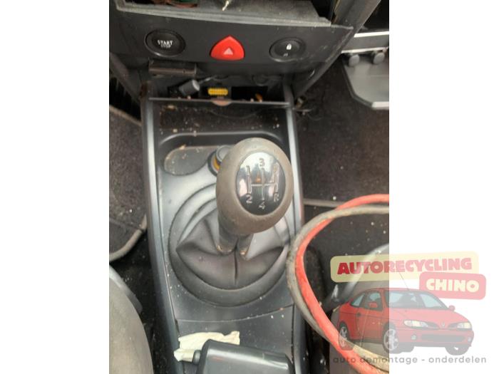 Renault Megane II CC 1.6 16V Sloopvoertuig (2004, Bruin)