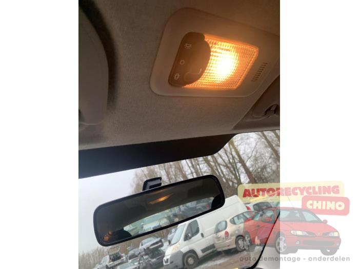 Peugeot 107 1.0 12V Sloopvoertuig (2012, Geel)