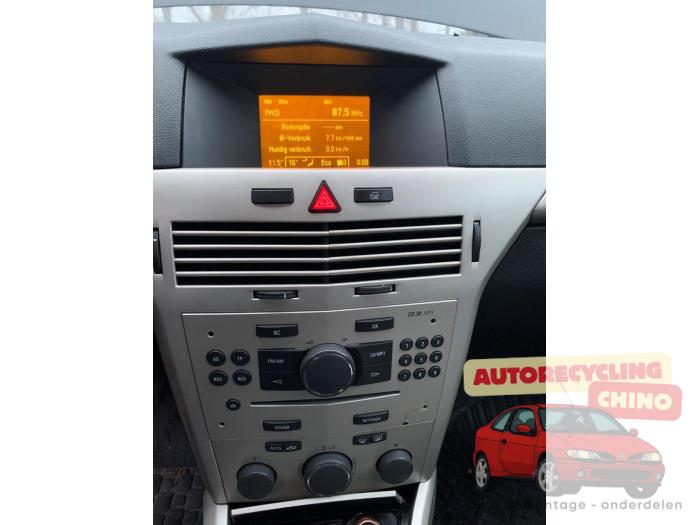 Opel Astra H GTC 1.6 16V Sloopvoertuig (2008, Zwart)