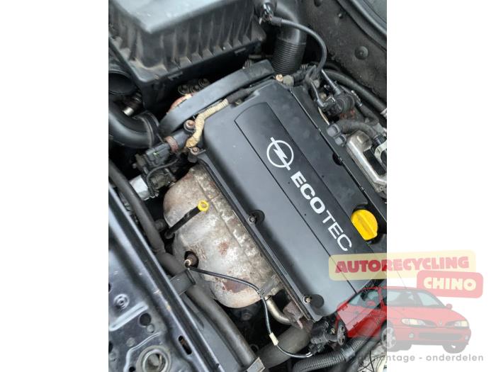 Opel Astra H GTC 1.6 16V Sloopvoertuig (2008, Zwart)