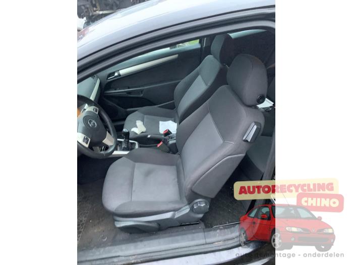 Opel Astra H GTC 1.6 16V Sloopvoertuig (2008, Zwart)