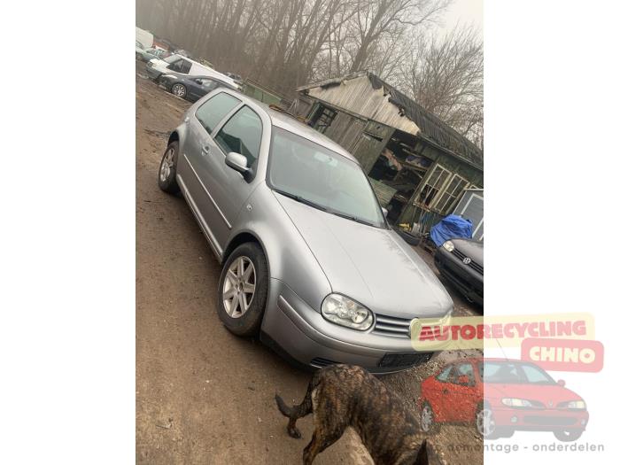 Volkswagen Golf IV 1.6 16V Sloopvoertuig (2003, Grijs)