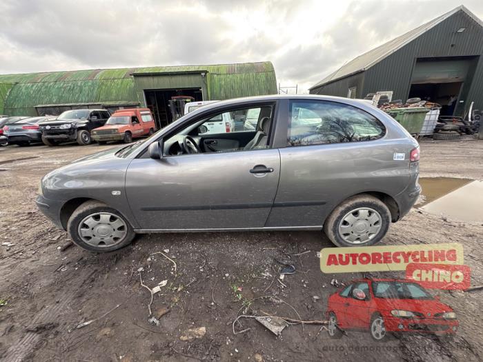 Seat Ibiza III 1.4 16V 75 Sloopvoertuig (2003, Grijs)