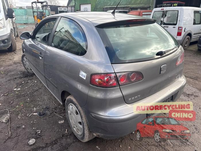 Seat Ibiza III 1.4 16V 75 Sloopvoertuig (2003, Grijs)