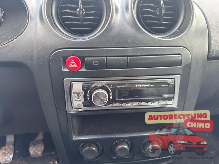 Seat Ibiza III 1.4 16V 75 Sloopvoertuig (2003, Grijs)