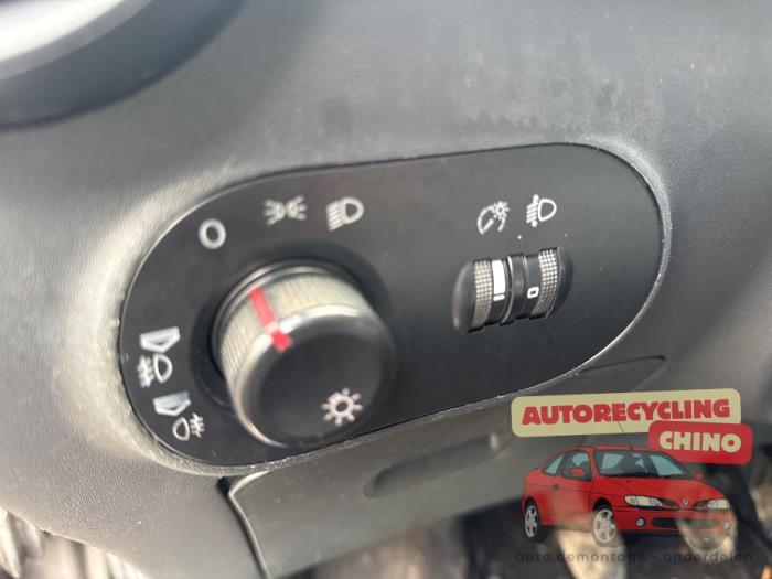 Seat Ibiza III 1.4 16V 75 Sloopvoertuig (2003, Grijs)