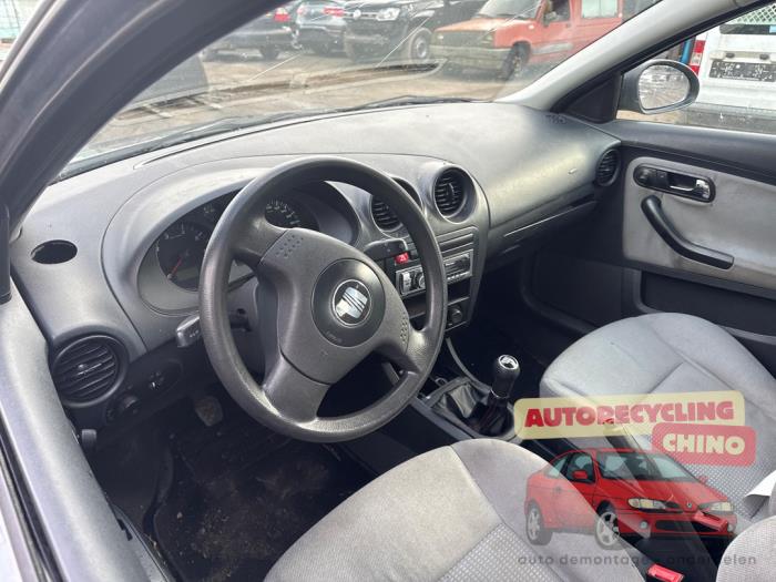 Seat Ibiza III 1.4 16V 75 Sloopvoertuig (2003, Grijs)