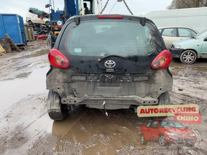 Toyota Aygo 1.0 12V VVT-i Sloopvoertuig (2006, Zwart)