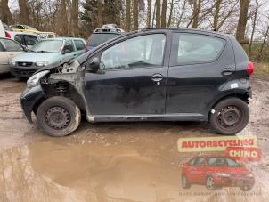 Toyota Aygo 1.0 12V VVT-i Sloopvoertuig (2006, Zwart)